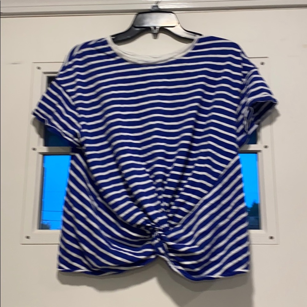 Tie blue and white striped shirt!